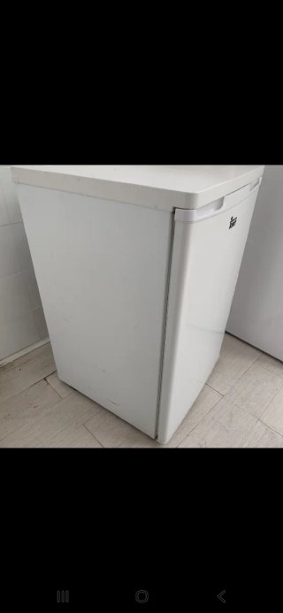 Nevera pequeña mini frigorífico blanco