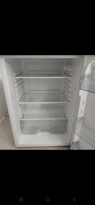 Nevera pequeña mini frigorífico blanco