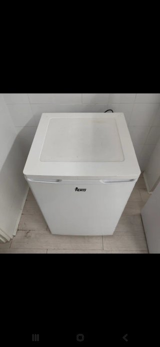 Nevera pequeña mini frigorífico blanco
