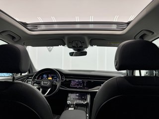 AUDI Q7 55 TFSIe S line quattro tiptronic 381CV