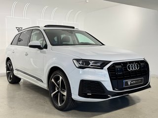 AUDI Q7 55 TFSIe S line quattro tiptronic 381CV