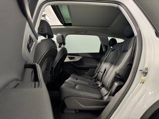 AUDI Q7 55 TFSIe S line quattro tiptronic 381CV