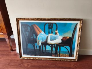 Cuadro mujer recostada en silla