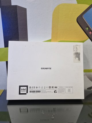 Gigabyte Aero 16 OLED