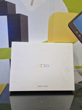 Gigabyte Aero 16 OLED