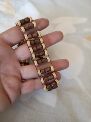 Pulseras de madera