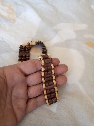 Pulseras de madera