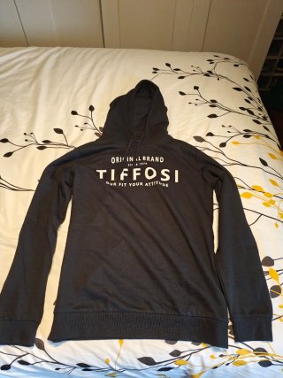 Sudadera Tiffosi con capucha negra