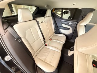 Volvo XC40 2021