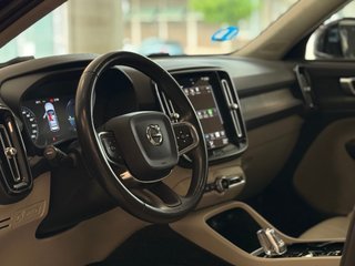 Volvo XC40 2021