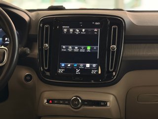 Volvo XC40 2021