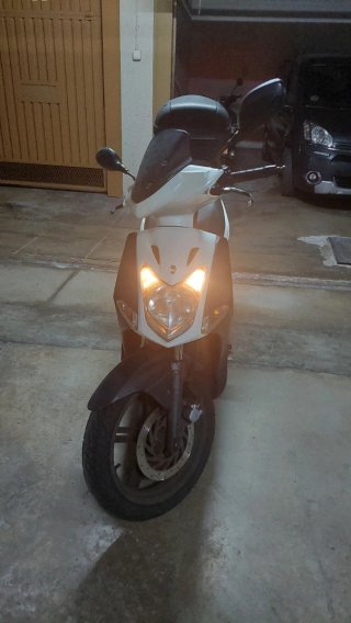 Kymco Agility 125 cc Scooter