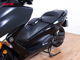 YAMAHA T-MAX 530 SX