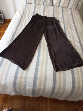 Pantalones blancos anchos
