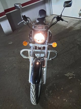 Honda Shadow 125 Negra