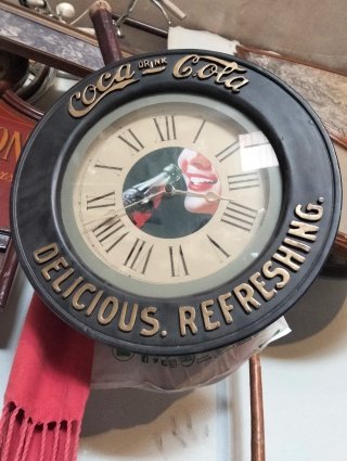Reloj Coca-Cola Negro y Dorado