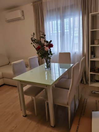 Mesa comedor extensible + 5 sillas
