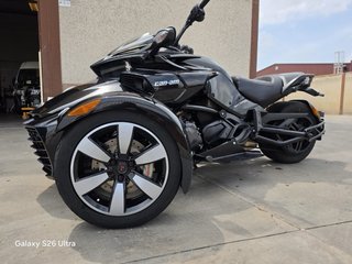 Can-Am Trike Negro