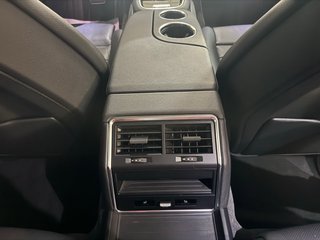 Porsche Panamera 2023