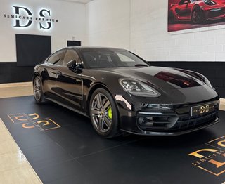 Porsche Panamera 2023