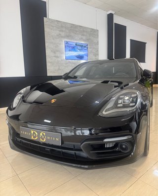 Porsche Panamera 2023