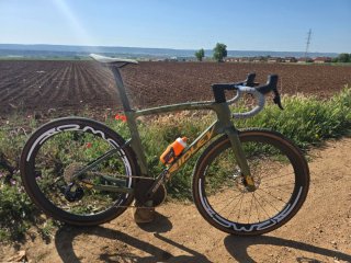 Ruedas Gravel Carbono 45mm Tubeless