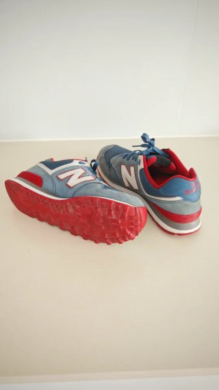 New Balance 574 Azul y Rojo
