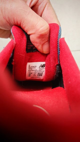 New Balance 574 Azul y Rojo