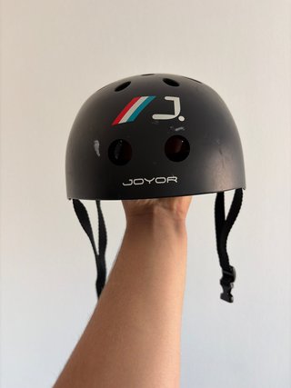 Casco Joyor Negro Patinete Eléctrico