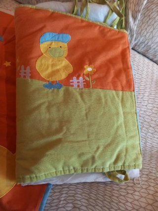Funda nórdica y protector cuna patitos