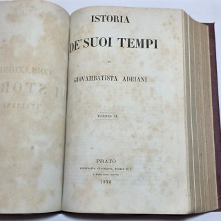 Libro Istoria de' suoi tempi Adriani (2 vol su 3)