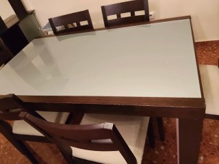 Mesa comedor extensible y 6 sillas madera y crista