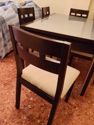 Mesa comedor extensible y 6 sillas madera y crista