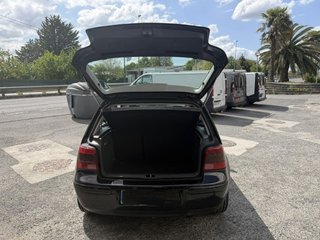 Volkswagen Golf 2002