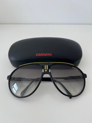 Gafas de sol Carrera negras y amarillas