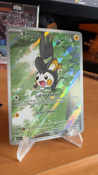 Carta Pokémon Emolga BLK 112/086 arte alternativo