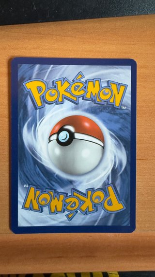 Carta Pokémon Emolga BLK 112/086 arte alternativo