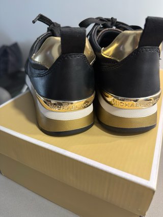 Zapatillas Michael Kors Negras y Marrones
