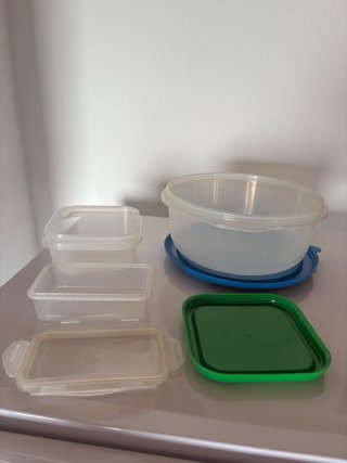Set contenitori cibo plastica e vetro