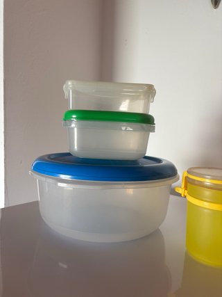 Set contenitori cibo plastica e vetro