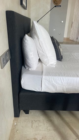 2 Camas King Size Tela y Madera