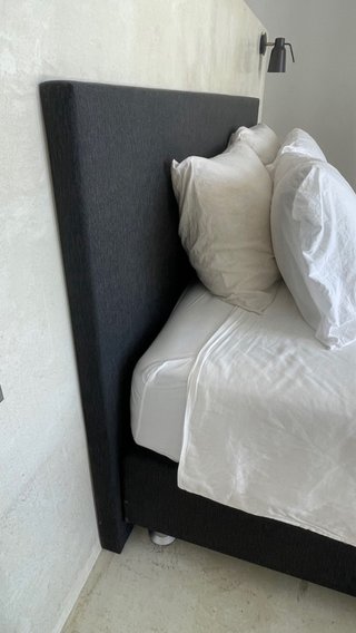 2 Camas King Size Tela y Madera