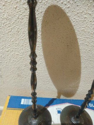 Antigüedad Candelabros de bronce antiguos