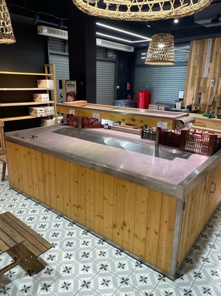 Mostrador Frutería Acero y Madera 3,30 por 1,90