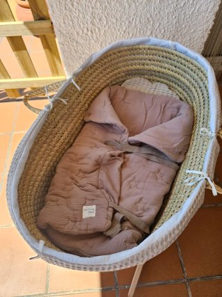 Moisés para bebé con soporte