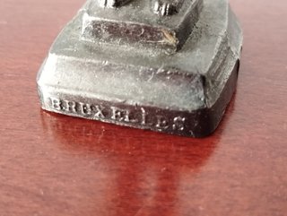 Figuras Menino Bruxelas Bronze