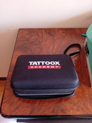 Maquina de tatuajes