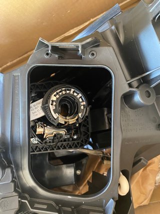 Faro Peugeot 1616143880