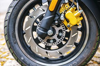 MOTO CYCLONE RT2