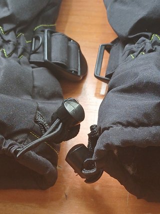 Guantes de Nieve Boriken Negros y Verdes